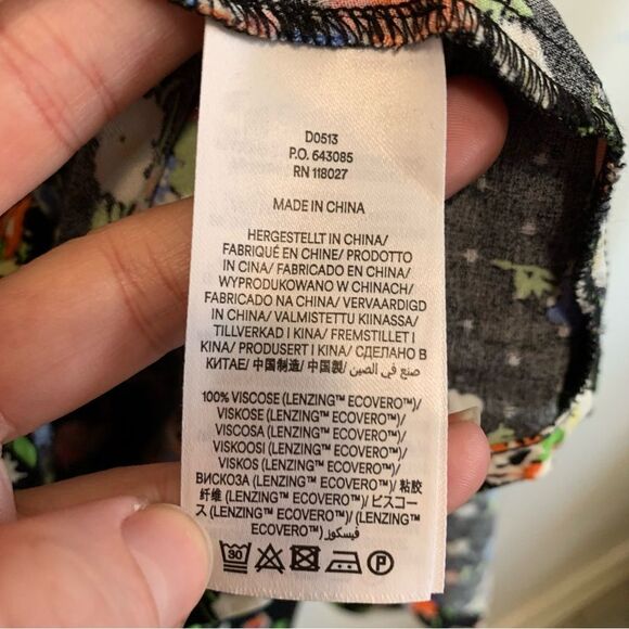 Boden Crew Neck Fit N Flare Dress Black Wild Cluster Floral Dress size 12 long - Picture 4 of 8